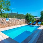 Stone With Private Pool In A Secluded Area In فتحية