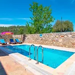 فيلة Stone With Private Pool In A Secluded Area In *