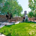 فيلة Stone With Private Pool In A Secluded Area In *